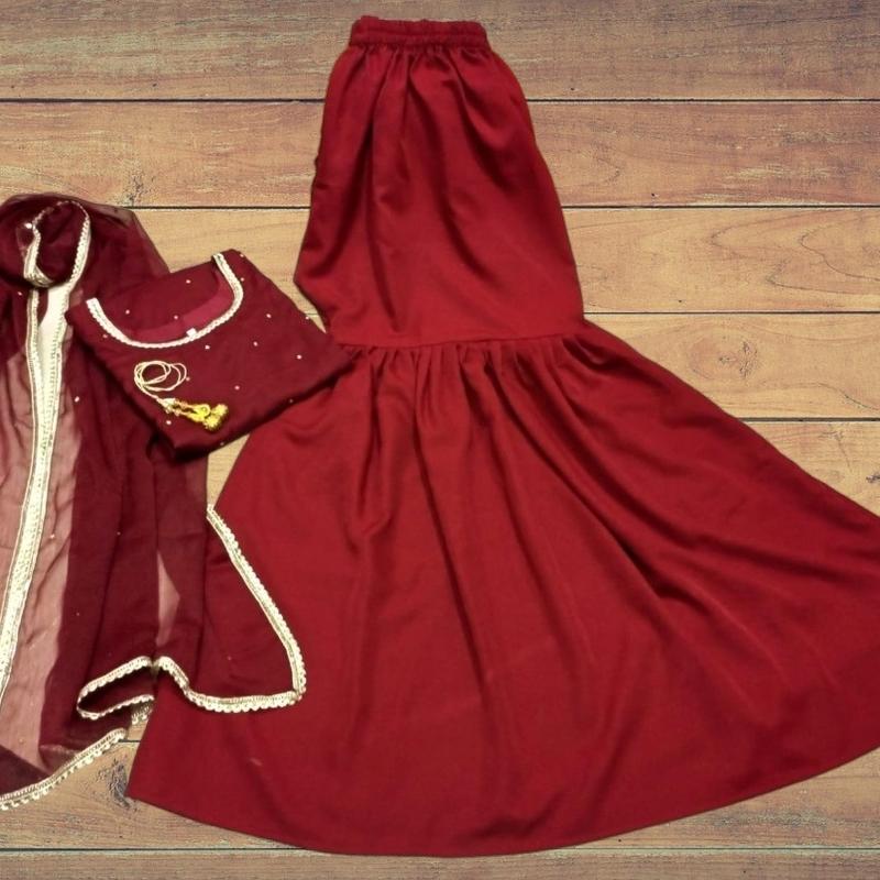 Lightweight and Comfortable 3-Piece Chiffon Semi-Formal Suit with Tussle for Back Design - Fit 5