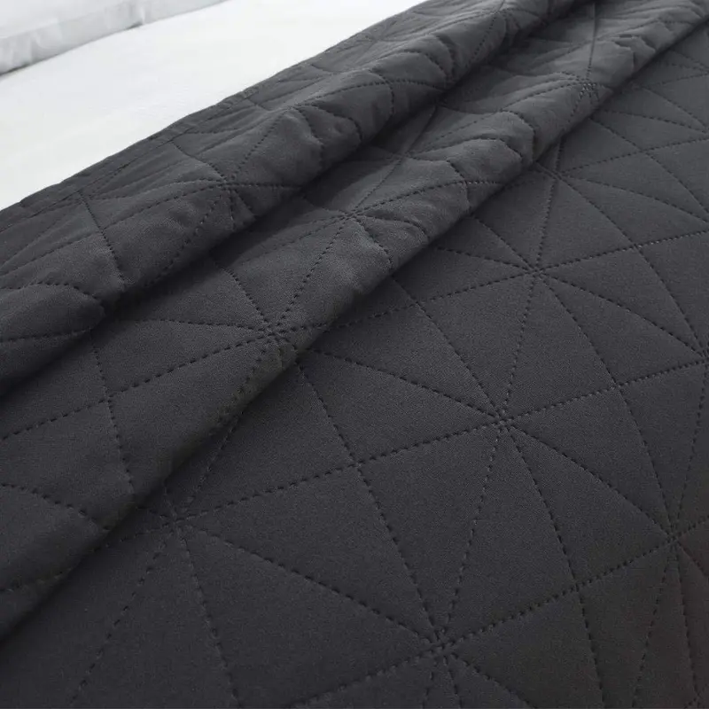 EHD Pin Sonic Luxury Quilted Style Bedspreads Super Soft Comforters Bed Throws 150 x 200 cms Size (Silver) 2