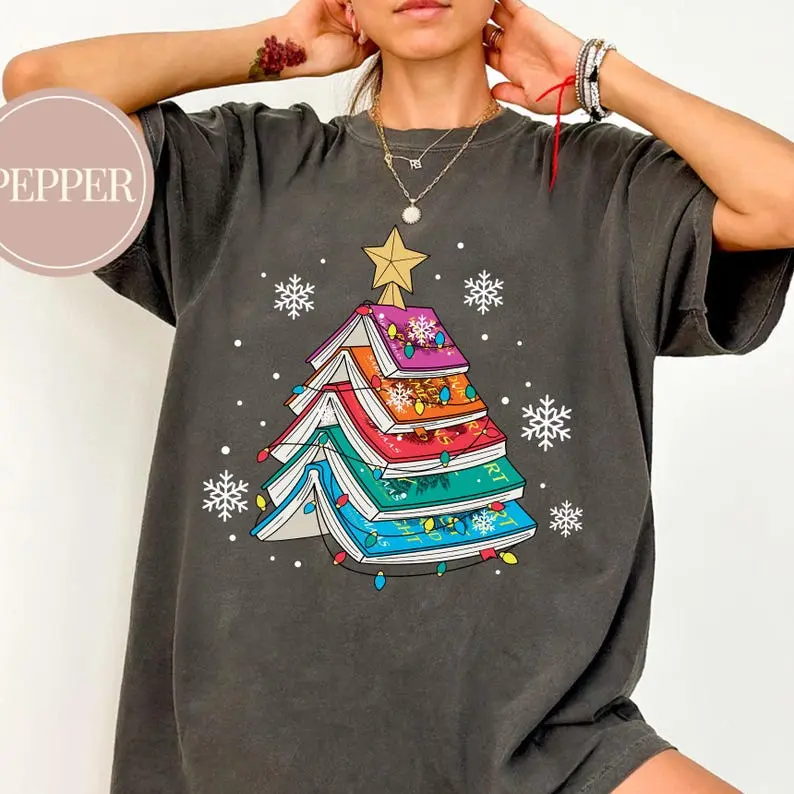 SJM Christmas Tree Book Shirt, Christmas Book Shirt, Book Club Shirt, Book Christmas Shirt, Book Lover Gift, SJM Book Merch Top Womenswear