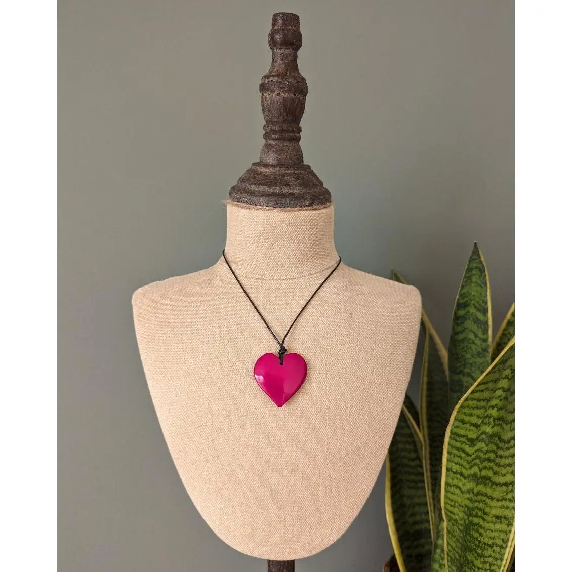 LITTLE SISTER — Handmade Tagua Pendant Necklace