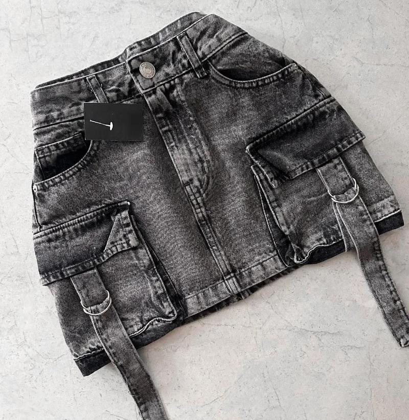 Product Introduction of Harajuku Multiple Pockets Denim Plaid Skirt Vintage Goth Black Y2k Mini Skir Fashion Womens Casual Versatile Sexy Streetwear 5