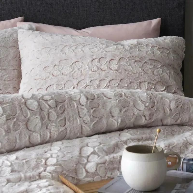 Teddy Luxe Faux Fur Duvet Cover Set Fleece Bed Soft Warm Quilt All Size Blush Pink Christmas Throw 1