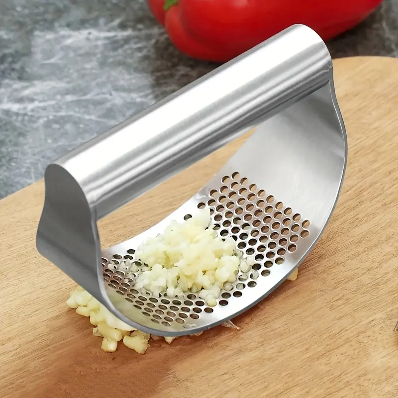 1pc, Garlic Crusher, Garlic Masher, Stainless Steel Garlic Pressing Tool, Garlic Chopper, Easy to Clean, Convenient to Carry And Store, Spice Grinding Tool, Kitchen Supplies, Kitchen Gadgets 4