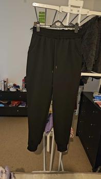 Product Review of Women's Plain Plush Lined Sweatshirt & Drawstring Waist Sweatpants Two-piece Set, Casual Round Neck Long Sleeve Pullover & Pocket Jogger Pants Co-ords Set, Women's  Tummy Flattering Two-piece Outfits for Winter from t**7 1