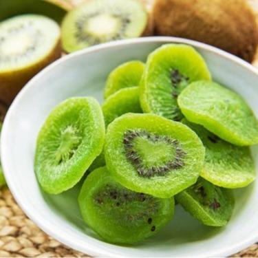Kiwi Slices - Vibrant Green - A Nutrient Powerhouse Fruit Snack driedfruit driedfruits - Natural Dry  Vitamins 5