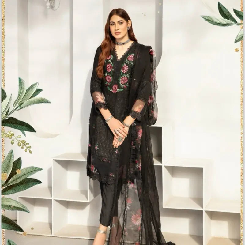 Cotton chicken kari with embroidered neck line Black