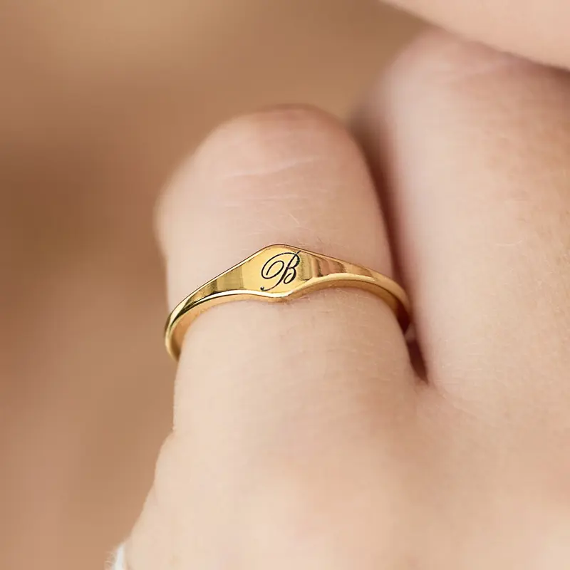 Pinky Ring 1