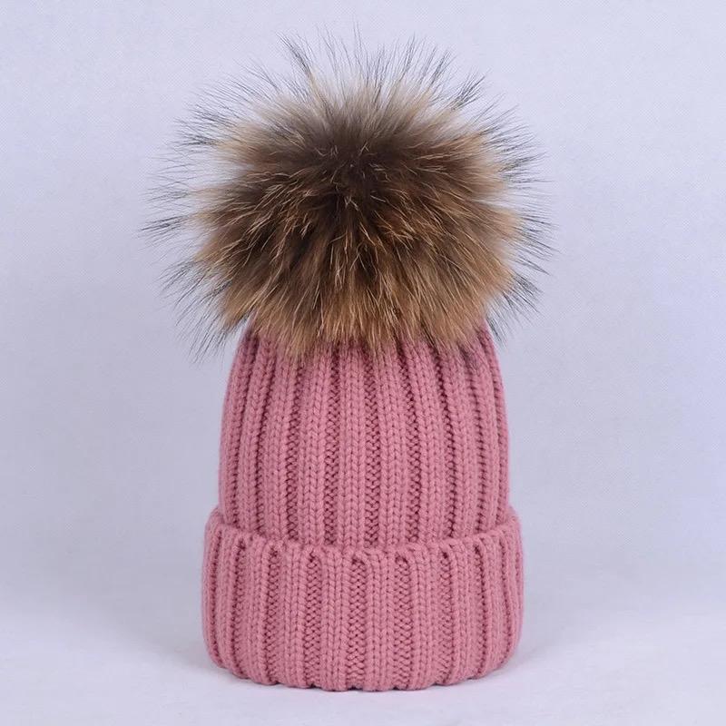 Women's Knitted Hat with Removable Pom Pom - Winter Fashion Accessory 2