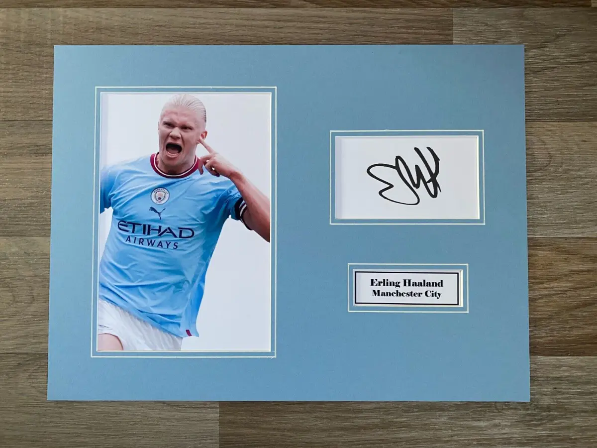 Erling Haaland Manchester City pre-printed Autograph photo, Gift, Football