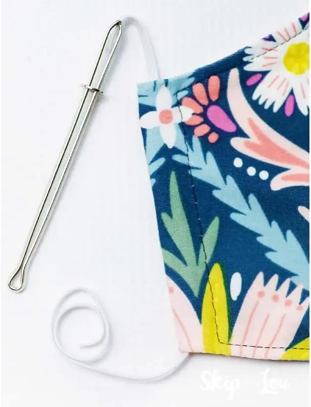 Threader Tweezer, 2 Pcs Elastic Cord Stainless Steel Threader, Drawstring Threader Tweezers, Elastic Band Threading Aid Household, Crafting Rope Cord Pulling Thread Tool, for DIY 3