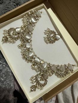 Product Review of Remina Necklace Set - with Teardrop Shaped Stones and Antique Gold Filigree Work from S**a 0