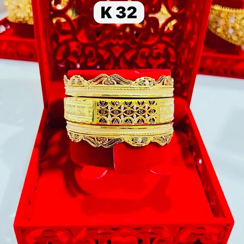 Original gold plated 3 bangles of Kara set with lacker colour polish. 5