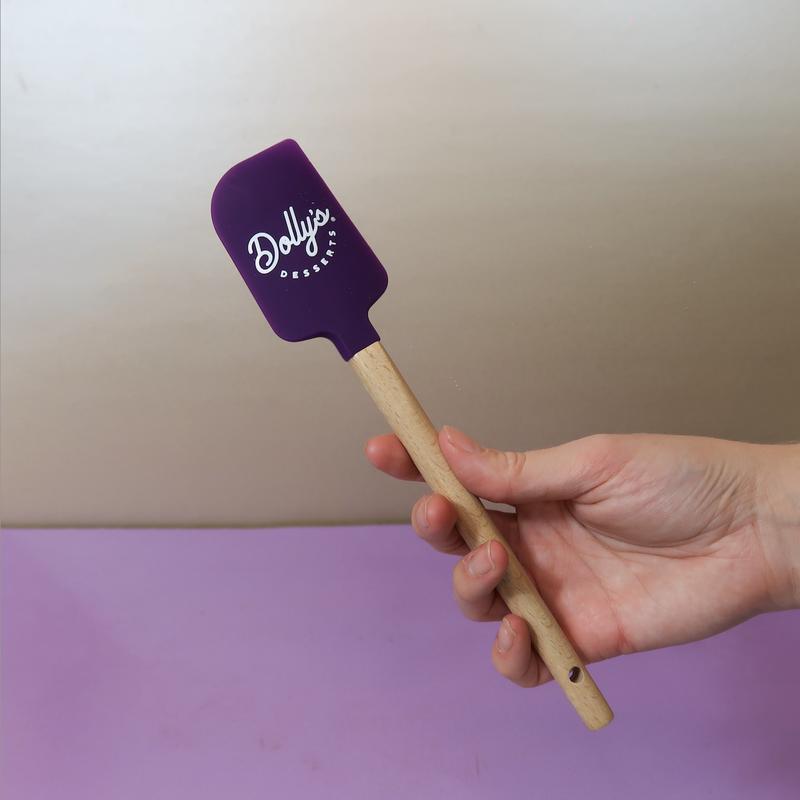 Dolly's Bakers Delight Bundle - Cookbook + Apron + Spatula 1
