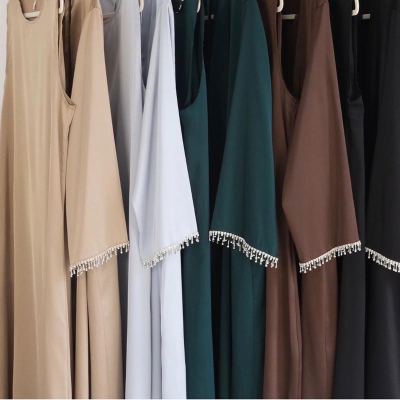 Embellished Two Piece Abaya set 4