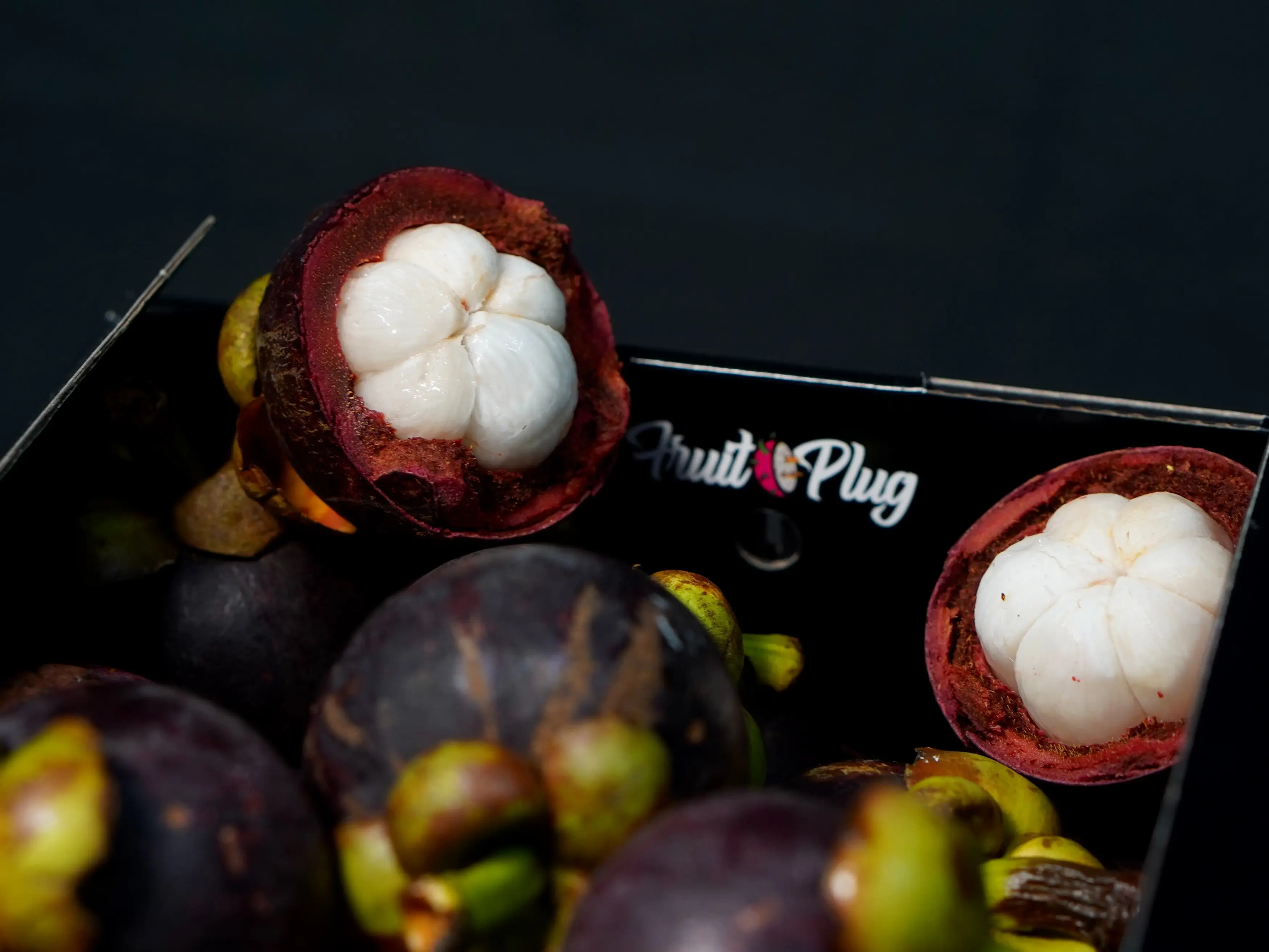 Fruit Plug Mangosteen Box - Queen of Fruits, Fresh & Handpicked 1KG