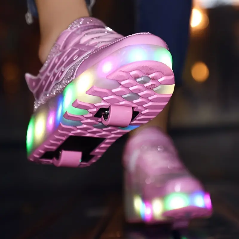 Low Top Trendy Cool Roller Skateboard Shoes with Breathable Anti Slip Wheel for Girls, LED Light, All Seasons, Indoor Outdoor 2
