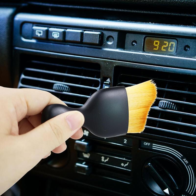 Product Introduction of Car Interior Cleaning Brush with Soft Bristle Car Detailing Brush with Protective Cover Multipurpose Dust Removal Cleaning Brush for Automotive Dashboard, Airconditioning Vents, Seats 3