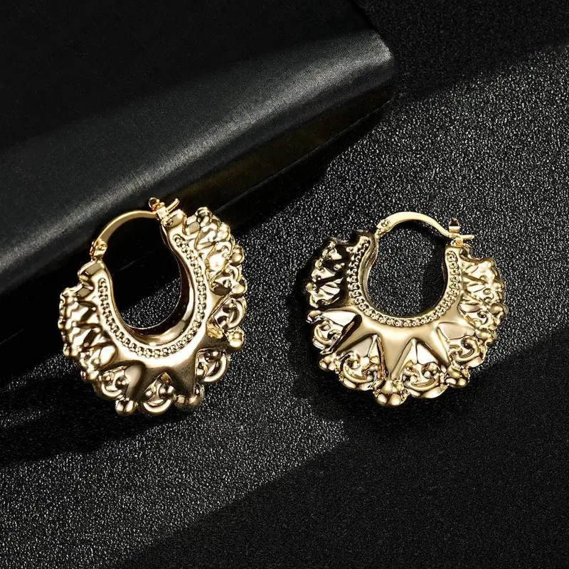 35mm Gold Round Gypsy Creole Lightweight Earrings 3
