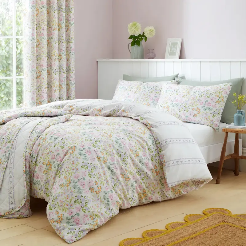 Edith Duvet Cover Set by D & D 3
