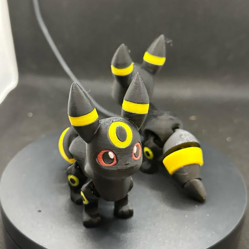 Flexi Umbreon Articulated Action Figure - can stand or lie down 1