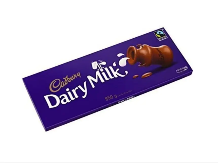 Cadbury Dairy Milk Chocolate Gift Bar | Classic Creamy Taste | Perfect for Sharing | Extra-Large 850 g Snack Dessert