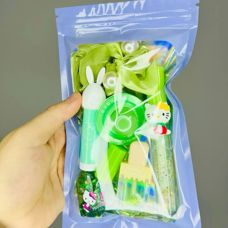 Cute and Lovely Lip-gloss Set with scrunchie and hair accessories 3