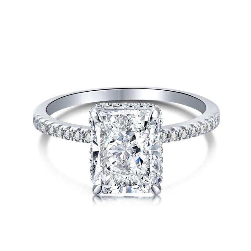 4.0 ct Rectangle Radiant Diamond Stimulant 8A CZ - Crushed Ice Engagement Ring (Gold/Silver) 0