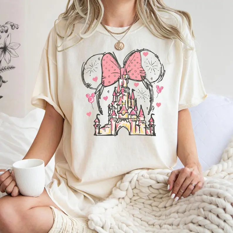 Dsney Minnie Castle T-Shirt, Magical Castle T-Shirt, Gift For Beloved, Dsney Castle Shirt, Gift for Girlfriend