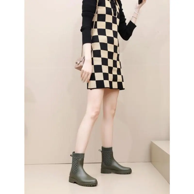 Women's Solid Color Quilted Design Rain Boots, 1 Pair Fashionable Waterproof Ankle Boots for Women & Girls, Non-slip Chelsea Rain Boots for Daily Wear 5