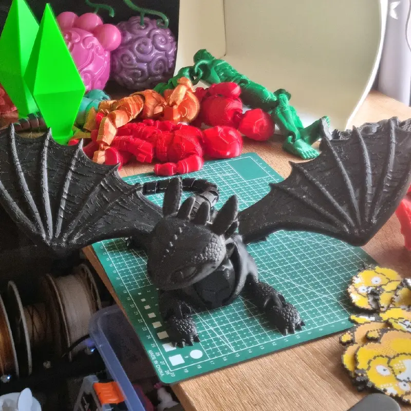 Toothless the Dragon /  How to Train your Dragon / Sensory Figurine 1