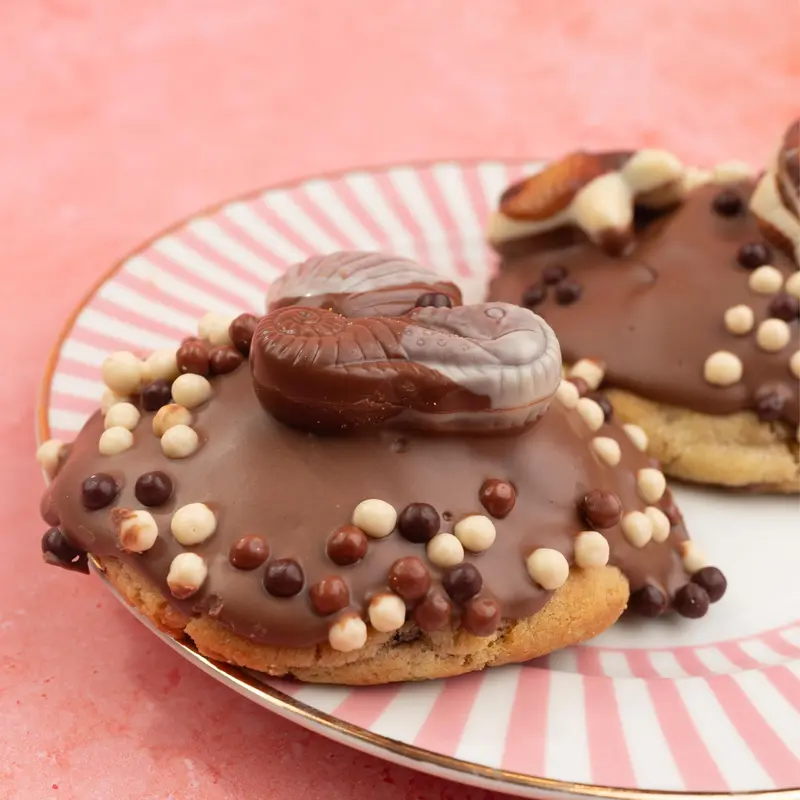 Guylian + Nutella Topped & Stuffed NYC Cookie 0