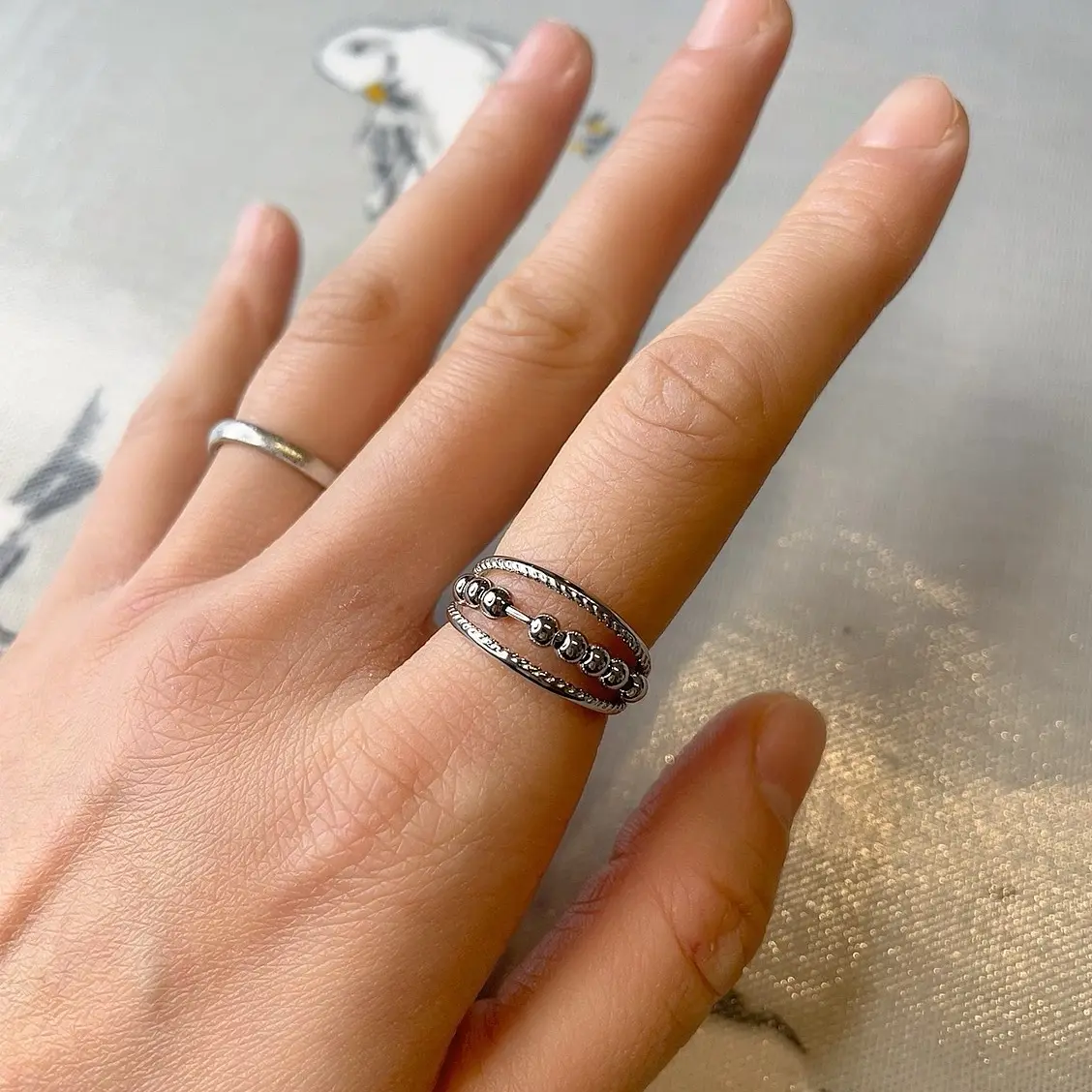 925 Silver Anxiety Ring/Spinning Ring/Fidget Ring/Gift Ring/Introvert/Friend/Birthday/Jewellery/Mindfulness/Meditation Ring/bead