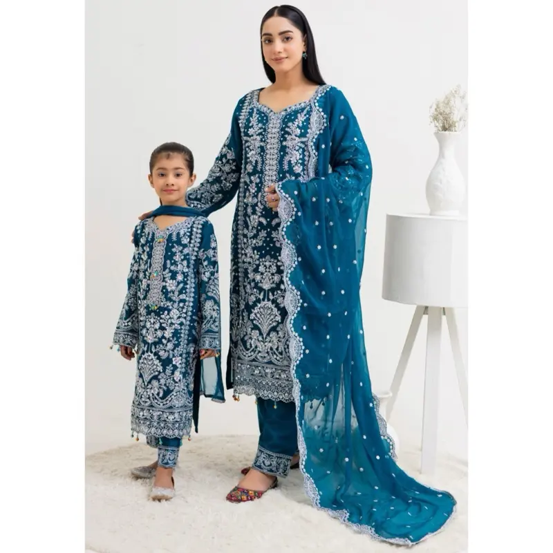 AGHA NOOR Mother & Daughter Chiffon Embellished Salwar Kameez