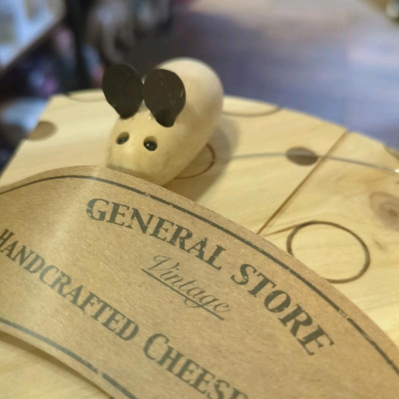 Handcrafted Cheese Board with Slice - Perfect for Kitchen Chopping Wood 4