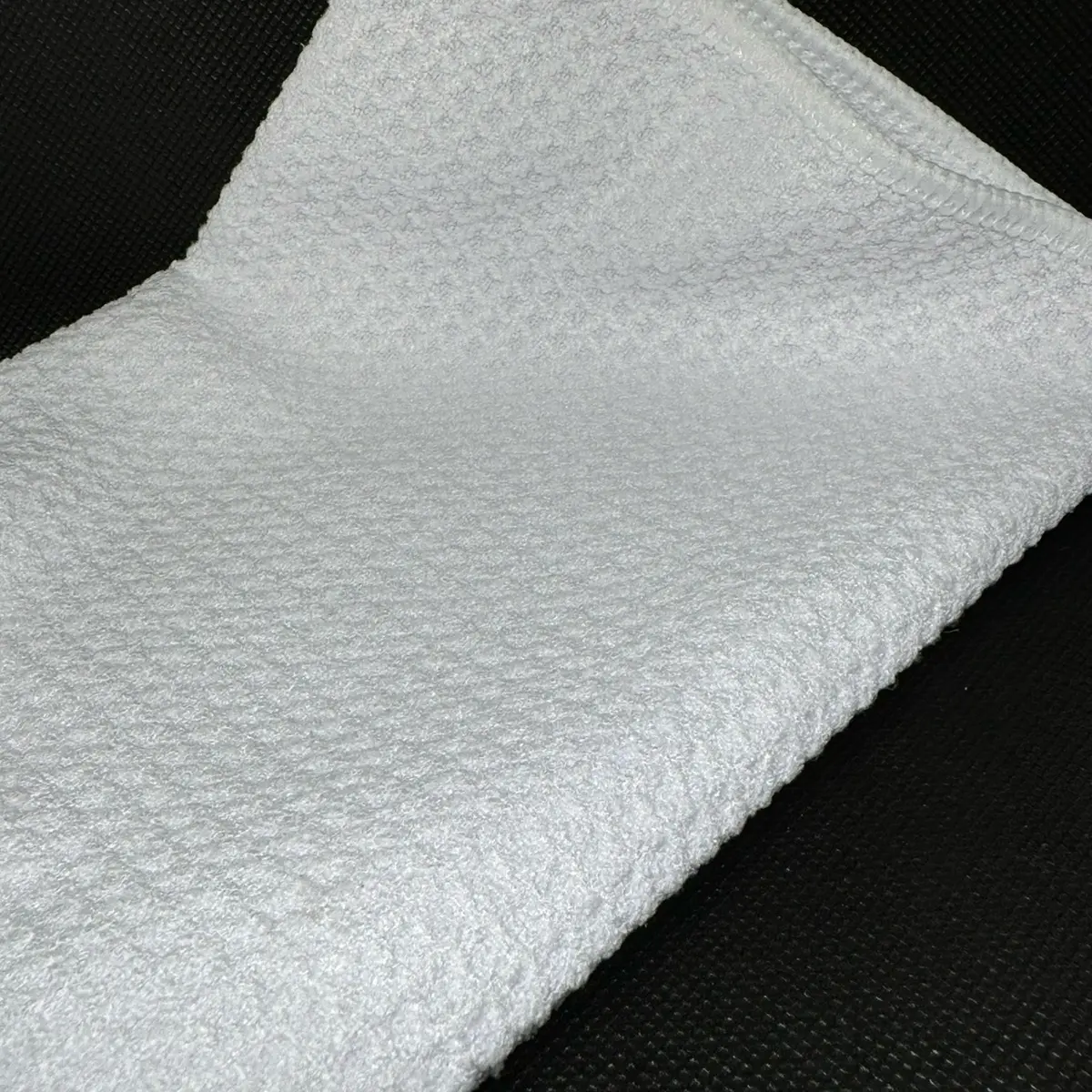 Fallen Angel waffle weave microfibre multipurpose car valeting and detailing cloth 40x40 cm
