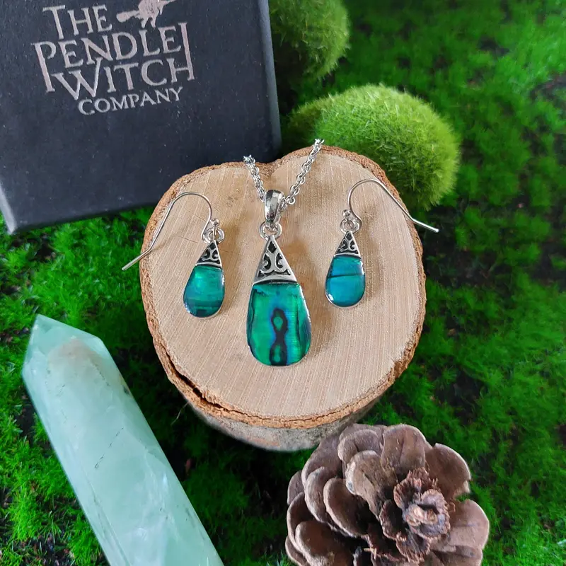 Emerald Green Abalone Shell Teardrop Earring & Pendant Set 4