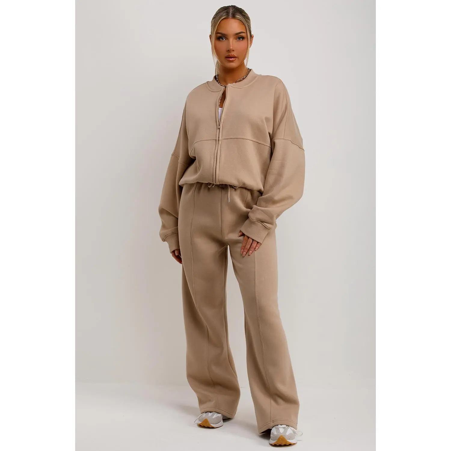 Bomber Sweatshirt With Zip And Joggers Loungewear Set Beige
