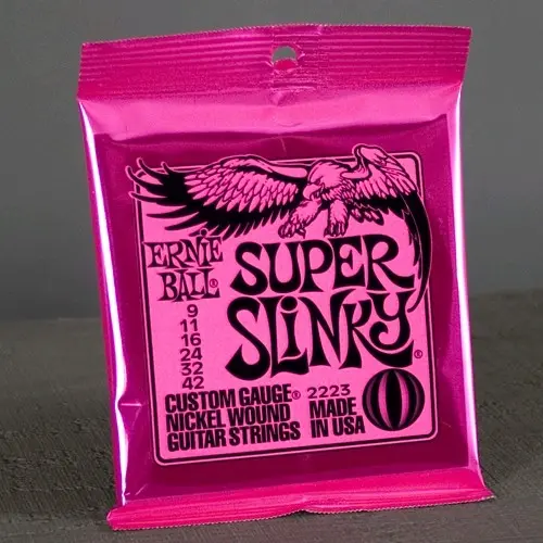 Ernie ball super slinky guitar strings - pink