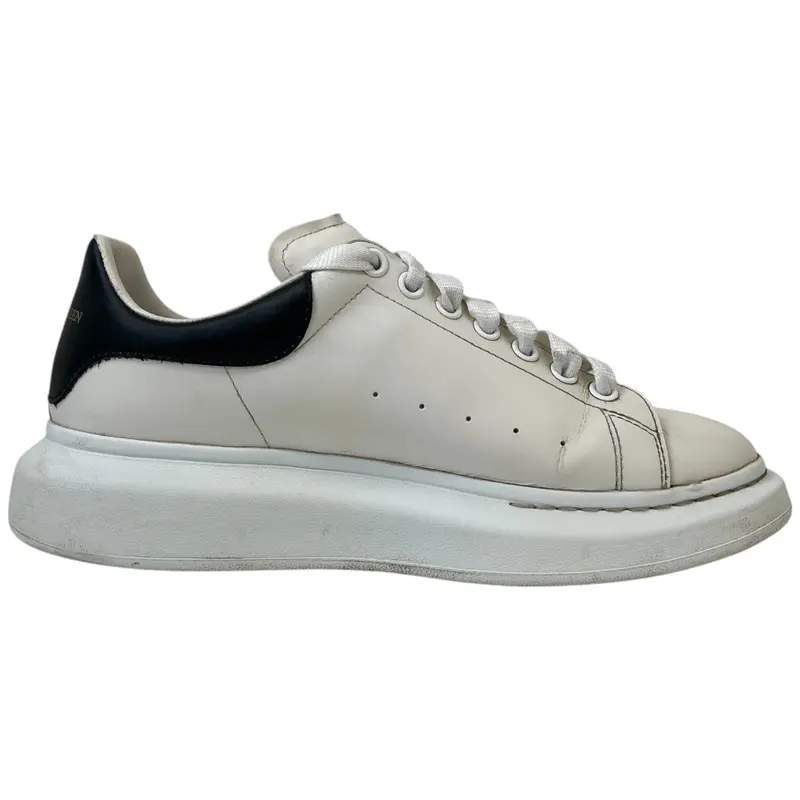 Preowned Alexander McQueen Men's Oversized Low Trainers White Size EU 43.5 / UK 9.5 4