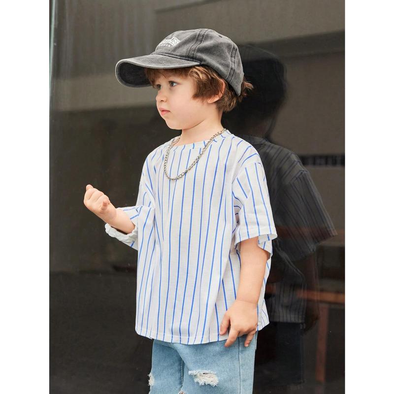 Young Boy 1pc Casual & Cute Vacation Cartoon Animal Group Print Ultra-Oversized Round Neck Drop Shoulder Short Sleeve White & Blue Striped T-Shirt, Suitable For Sports & Spring/Summer Seasons 3