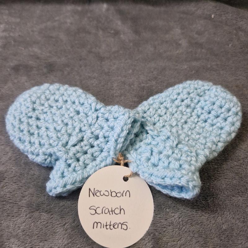 Crochet newborn scratch mittens in various colours 4