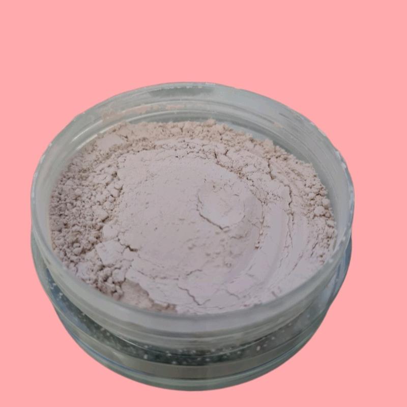 Pink Loose Setting Powder in Barely Pink Power 10g 4