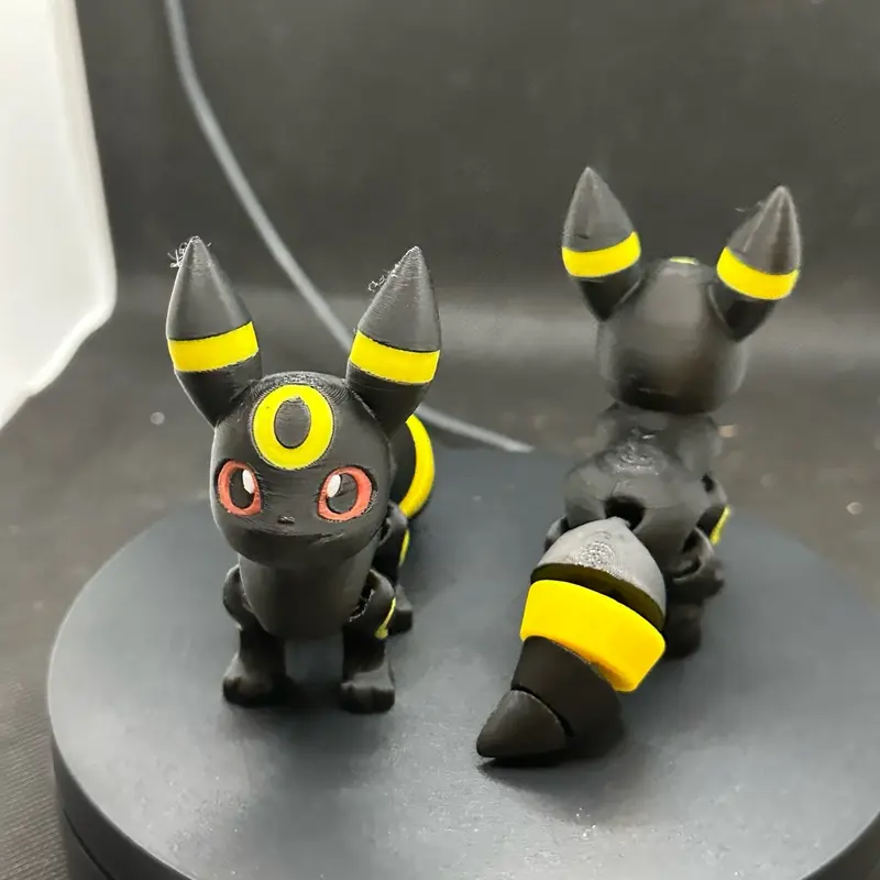 Flexi Umbreon Articulated Action Figure - can stand or lie down 1