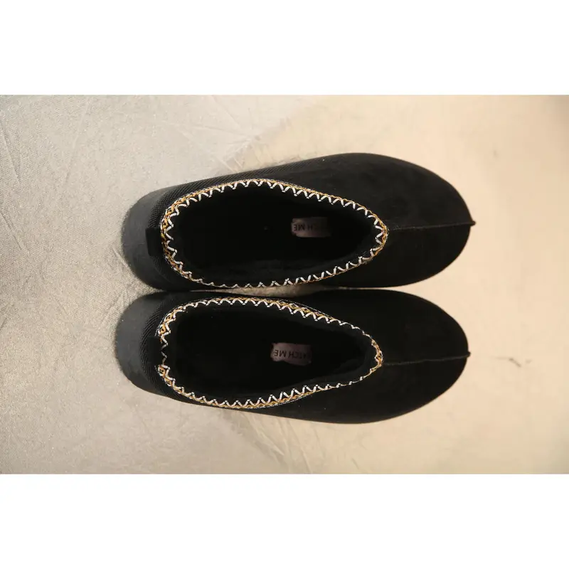 Women's Chic Fur Textured Chunky Sole Thermal Boots 1