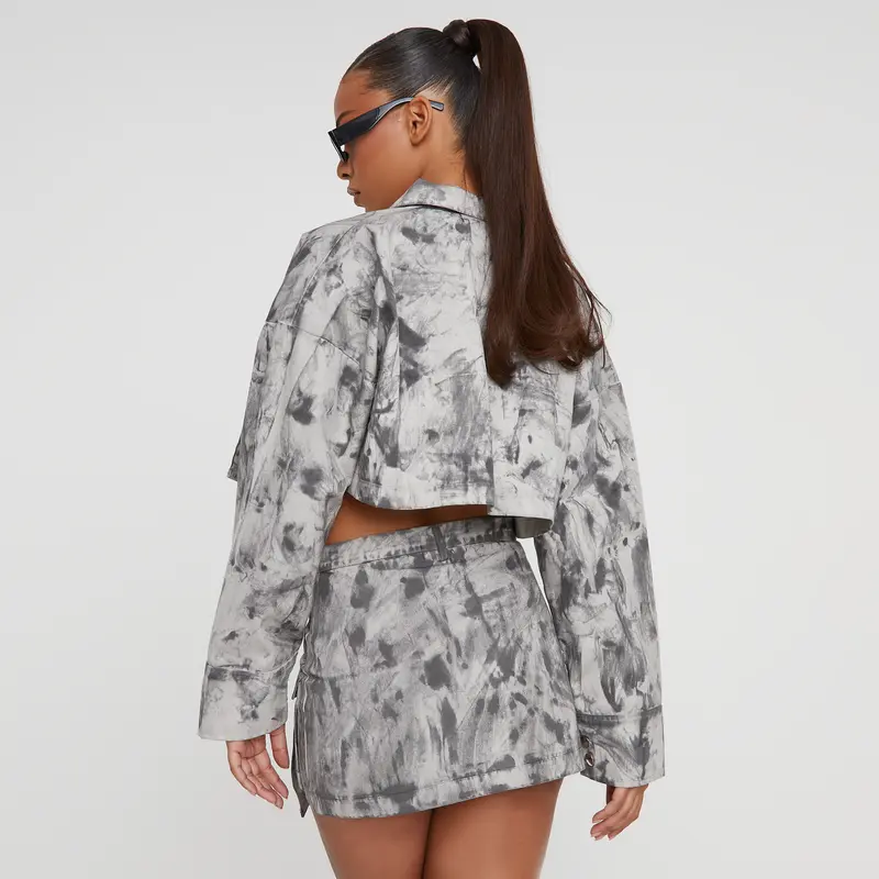 Oversized Belt Detail Cargo Cropped Jacket 3