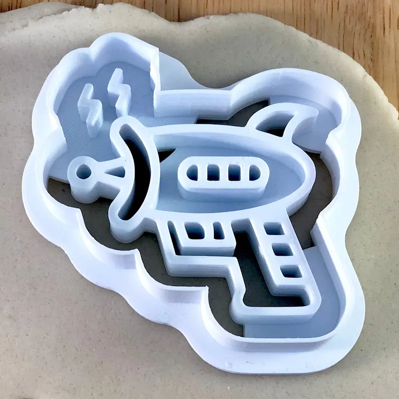 Ray Gun - Cookie Cutter - Cute Cutter - Biscuit - Fondant - Clay cutter -   Dough - One of a kind 1