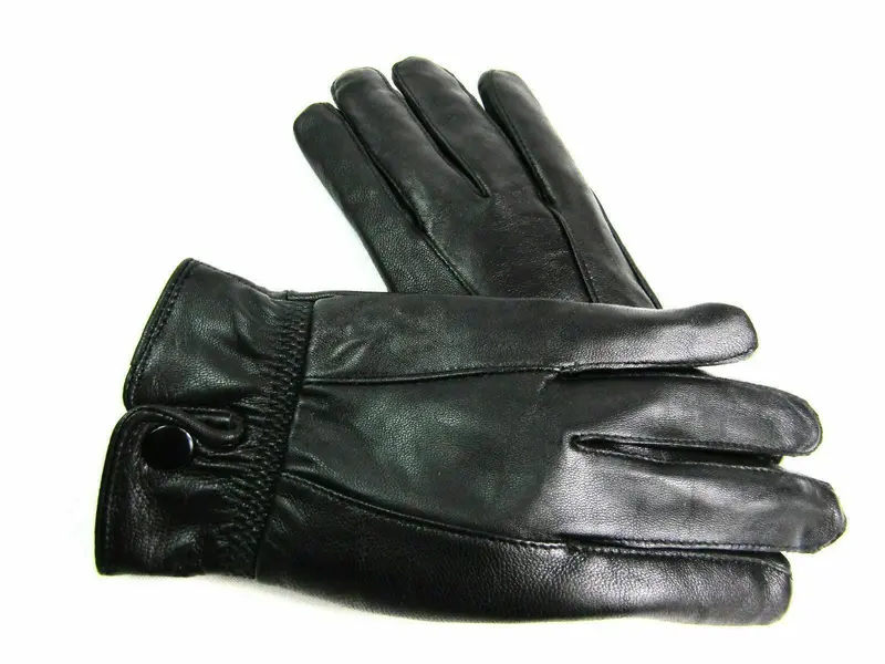 Soft Leather Gloves With Button Style For Women - Medium - Black - Leather gloves with decorative button trim, Classic buttoned leather accessories, Buttoned elegance in women's gloves 1