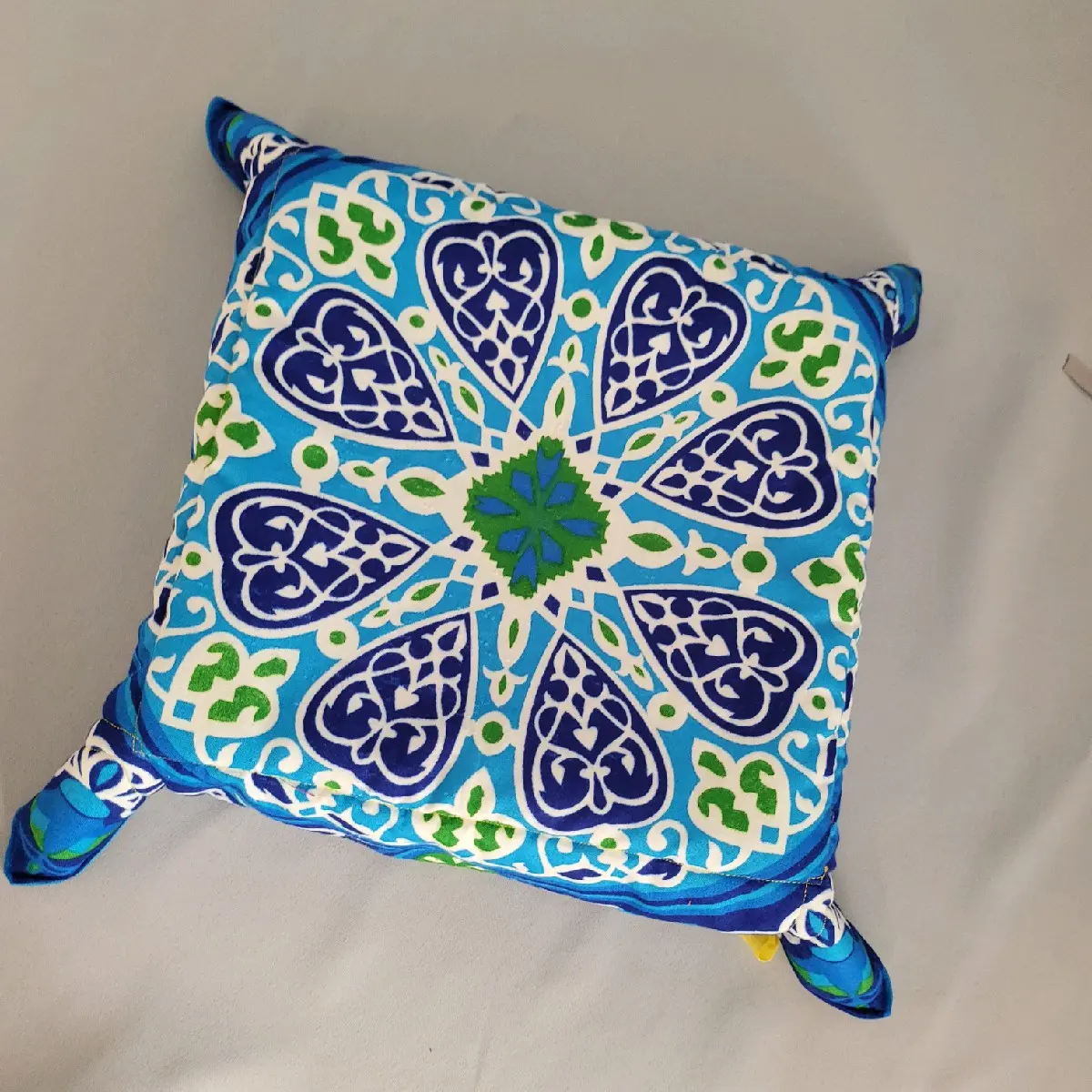 Ramadan Bread Serving Plate (Multicolor & blue)عياشة خبز رمضان