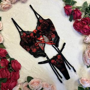 LILIOSA LINGERIE LIVE Christmas Collection LIMITED EDITION QUEEN Black & Red Floral 2 Piece Set- (Bra + Pants) Comfort Women Comfortable Underwear, Autumn/Winter Everyday Elegant Lady Lingerie, For the Holidays, Chic Christmas gift Womenswear Fit
