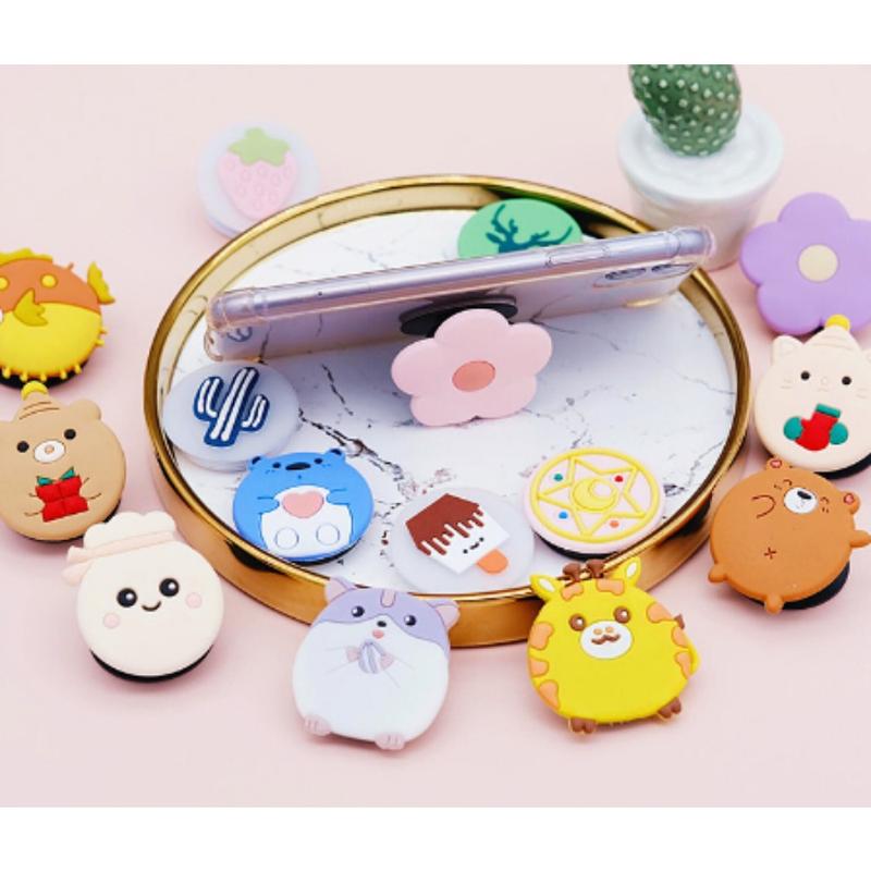 Product Introduction of (Giveaway) 1 cartoon bear silicone phone holder Sticky desktop phone holder Soft silicone folding phone grip 2
